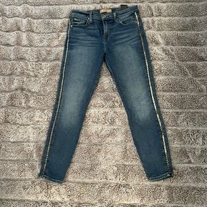 For all 7 mankind jeans. So stinking cute! Ankle skinny